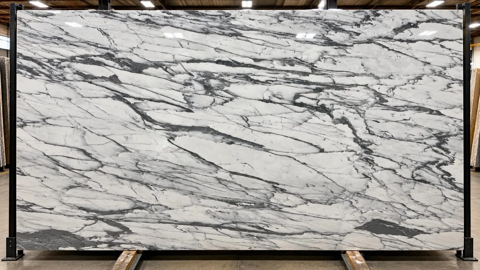 Statuarietto marble slab